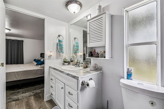 5111 DACCA DRIVE, Tampa, FL 33619