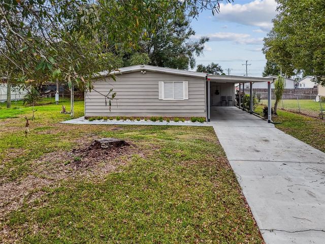 5111 DACCA DRIVE, Tampa, FL 33619