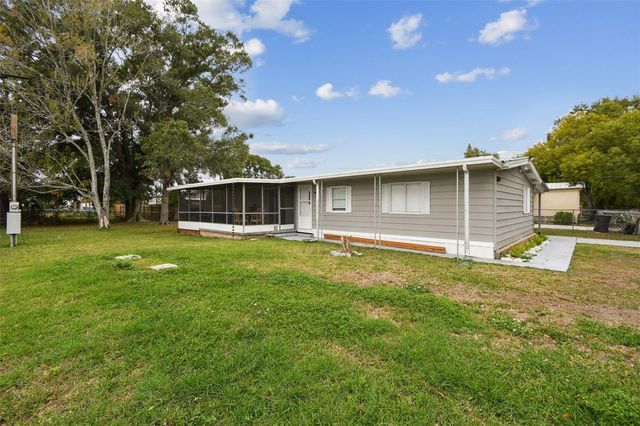 5111 DACCA DRIVE, Tampa, FL 33619