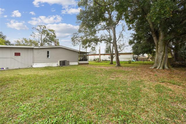 5111 DACCA DRIVE, Tampa, FL 33619