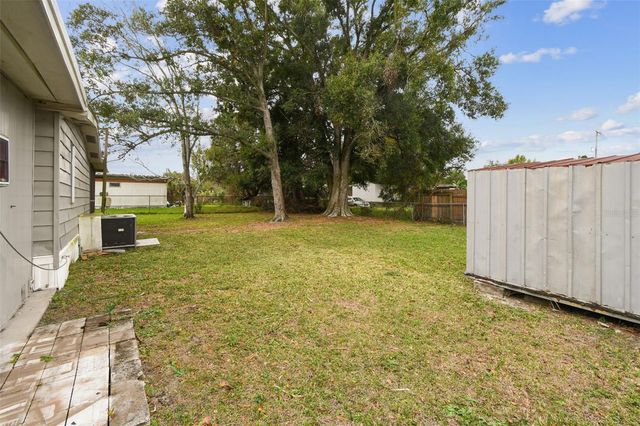 5111 DACCA DRIVE, Tampa, FL 33619