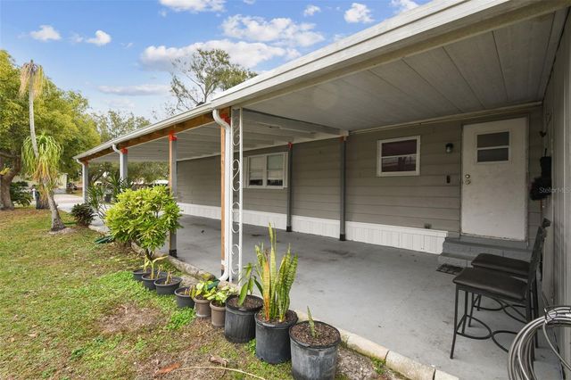 5111 DACCA DRIVE, Tampa, FL 33619