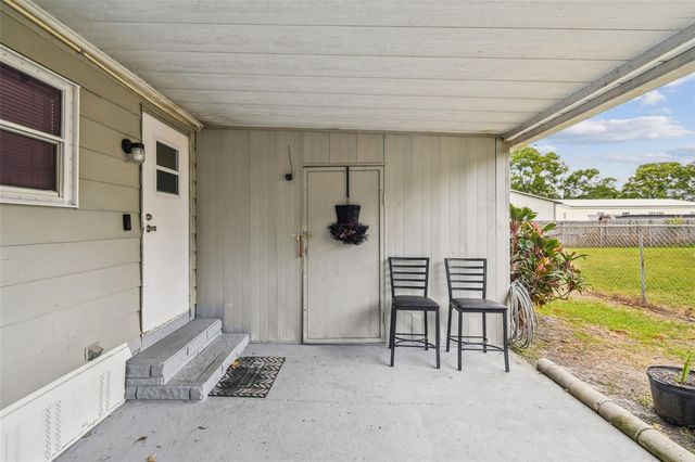 5111 DACCA DRIVE, Tampa, FL 33619