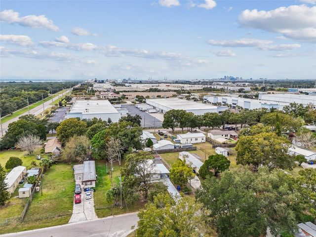 5111 DACCA DRIVE, Tampa, FL 33619
