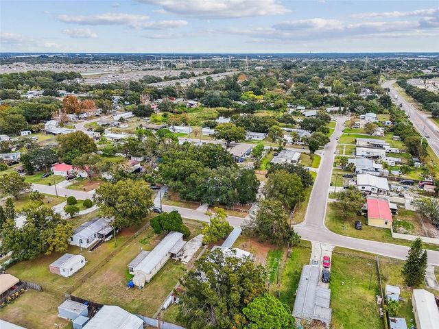 5111 DACCA DRIVE, Tampa, FL 33619