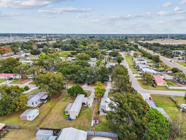 5111 DACCA DRIVE, Tampa, FL 33619