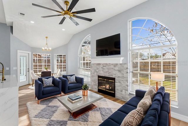 2098 SE FLORESTA DRIVE, Port St Lucie, FL 34984