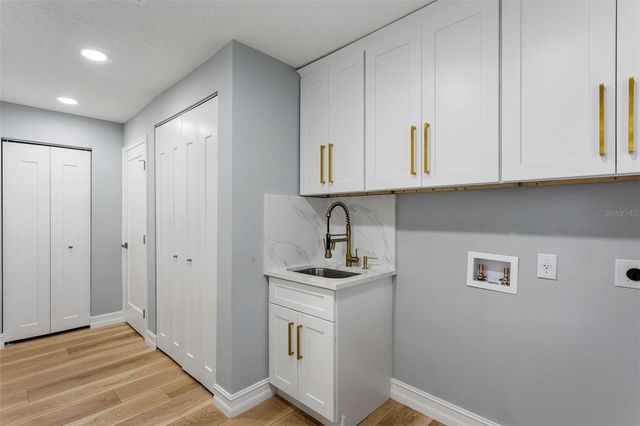 2098 SE FLORESTA DRIVE, Port St Lucie, FL 34984