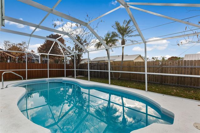 2098 SE FLORESTA DRIVE, Port St Lucie, FL 34984