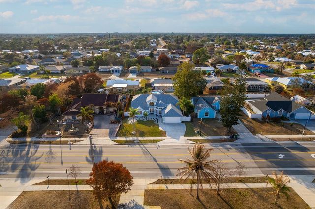 2098 SE FLORESTA DRIVE, Port St Lucie, FL 34984