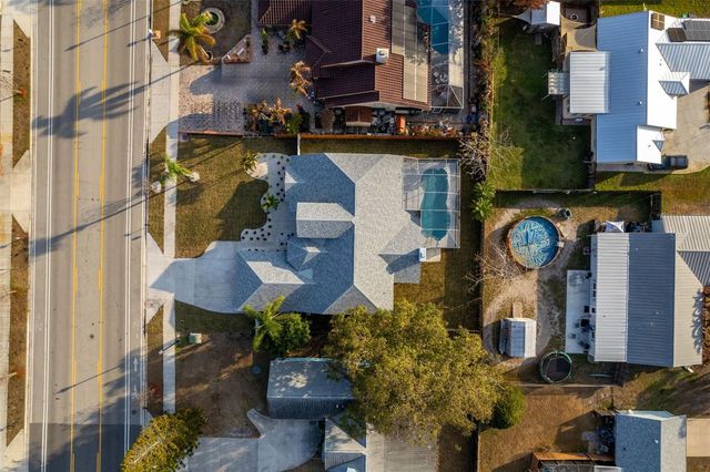 2098 SE FLORESTA DRIVE, Port St Lucie, FL 34984