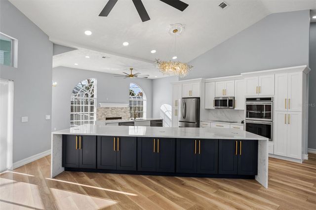 2098 SE FLORESTA DRIVE, Port St Lucie, FL 34984