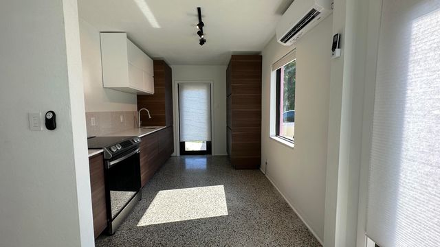 1117 NE 17TH, Fort Lauderdale, FL 33304