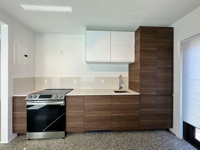 1117 NE 17TH, Fort Lauderdale, FL 33304