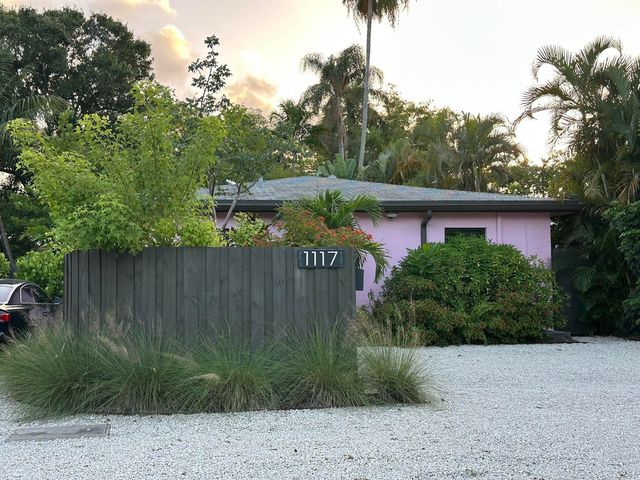 1117 NE 17TH, Fort Lauderdale, FL 33304