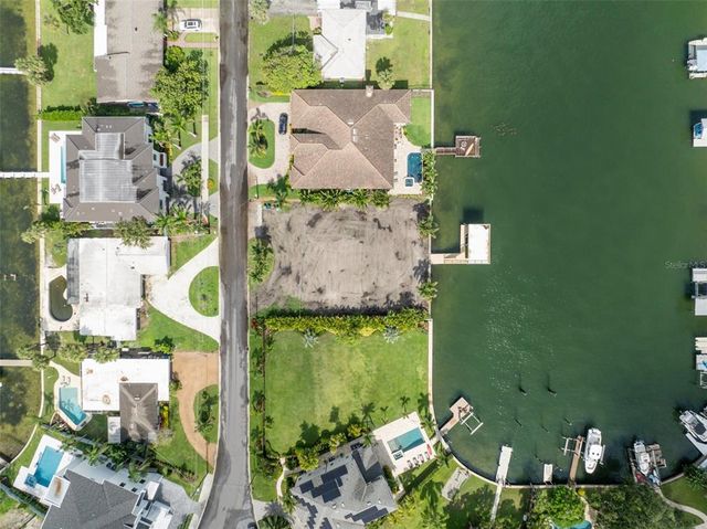 5105 W LONGFELLOW AVENUE, Tampa, FL 33629