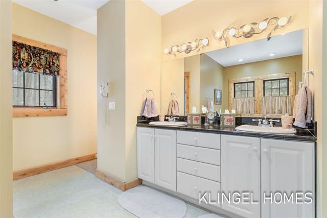 6290 Scenic Woods Circle, Muskegon, MI 49445