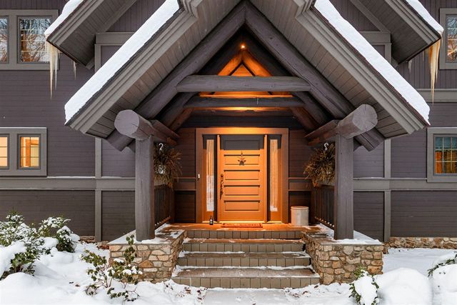 6290 Scenic Woods Circle, Muskegon, MI 49445