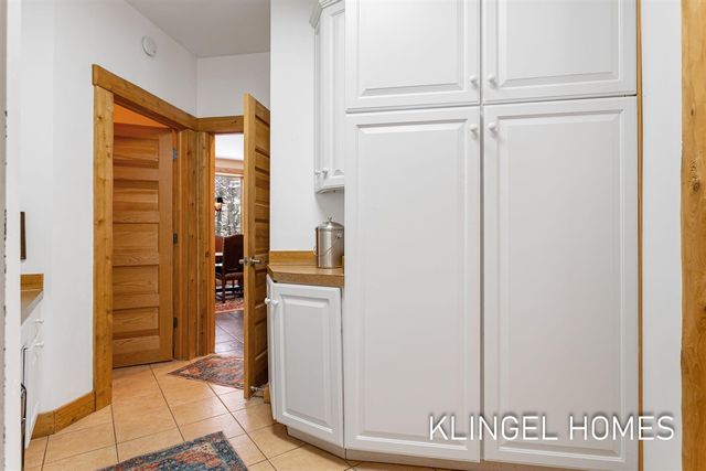 6290 Scenic Woods Circle, Muskegon, MI 49445