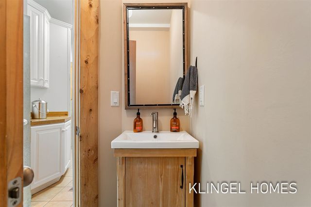 6290 Scenic Woods Circle, Muskegon, MI 49445