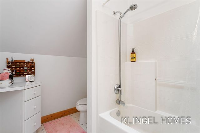 6290 Scenic Woods Circle, Muskegon, MI 49445