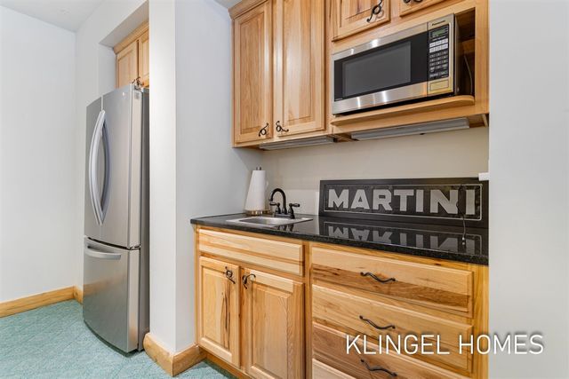 6290 Scenic Woods Circle, Muskegon, MI 49445