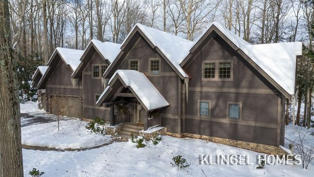 6290 Scenic Woods Circle, Muskegon, MI 49445