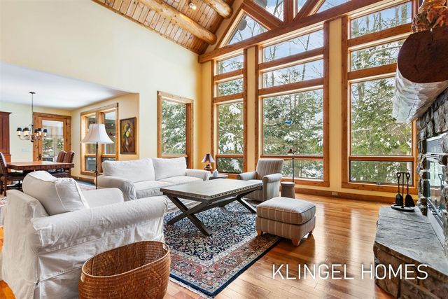 6290 Scenic Woods Circle, Muskegon, MI 49445