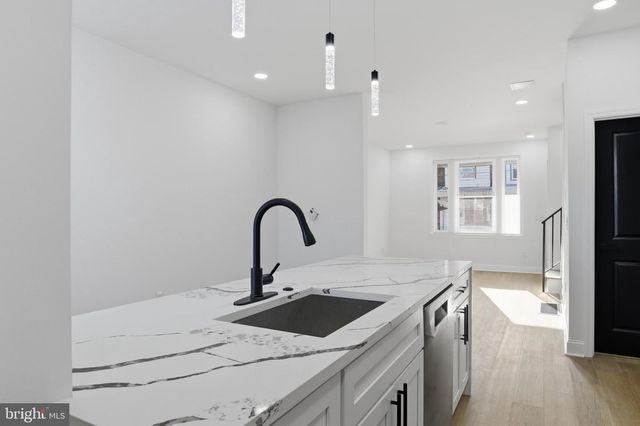 1829 E AIRDRIE ST, Philadelphia, PA 19124