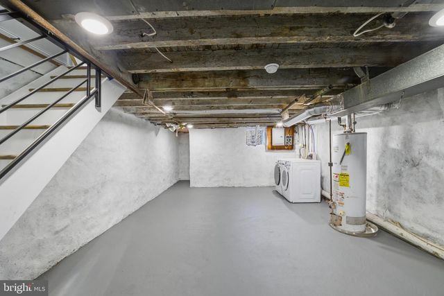 1829 E AIRDRIE ST, Philadelphia, PA 19124