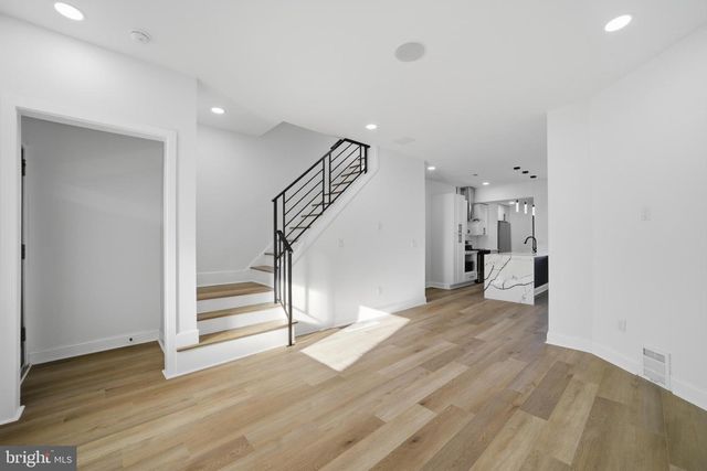 1829 E AIRDRIE ST, Philadelphia, PA 19124