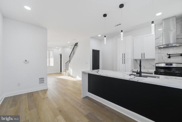 1829 E AIRDRIE ST, Philadelphia, PA 19124