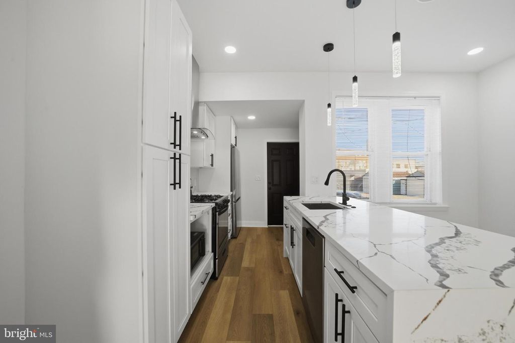 1829 E AIRDRIE ST, Philadelphia, PA 19124