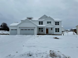 1710 Round Barn Drive, Hudsonville, MI 49426