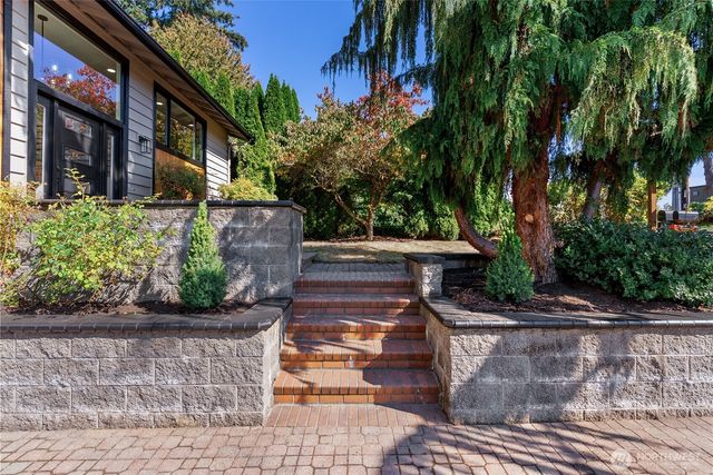 803 240th Street SE, Bothell, WA 98021