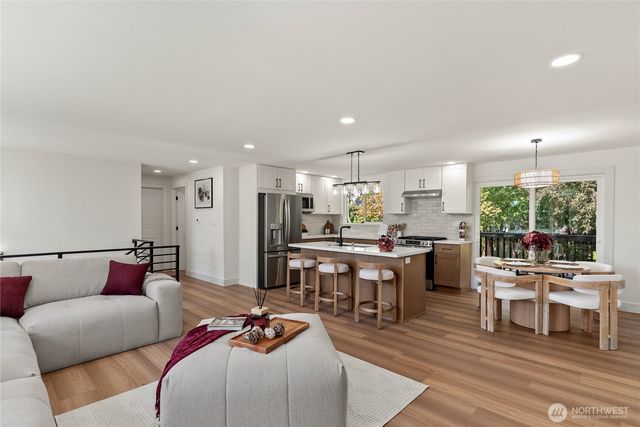 803 240th Street SE, Bothell, WA 98021