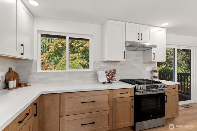 803 240th Street SE, Bothell, WA 98021