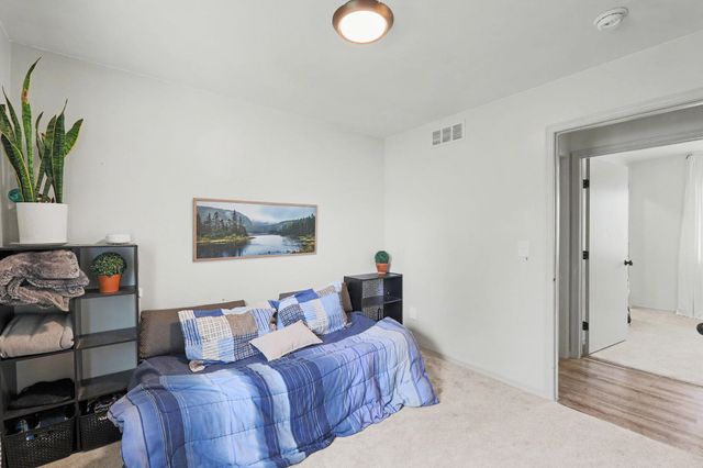 1419 E Alise, Derby, KS 67037