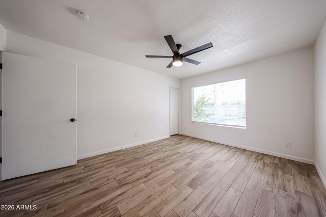 4034 E WINDROSE Drive, Phoenix, AZ 85032