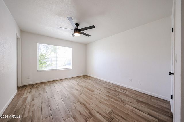 4034 E WINDROSE Drive, Phoenix, AZ 85032