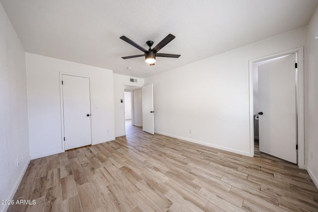 4034 E WINDROSE Drive, Phoenix, AZ 85032