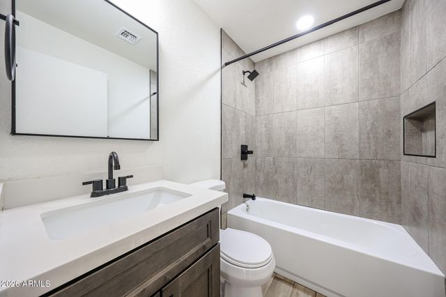 4034 E WINDROSE Drive, Phoenix, AZ 85032