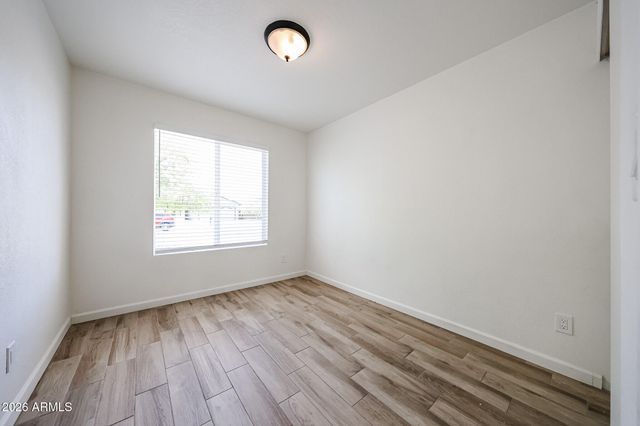 4034 E WINDROSE Drive, Phoenix, AZ 85032