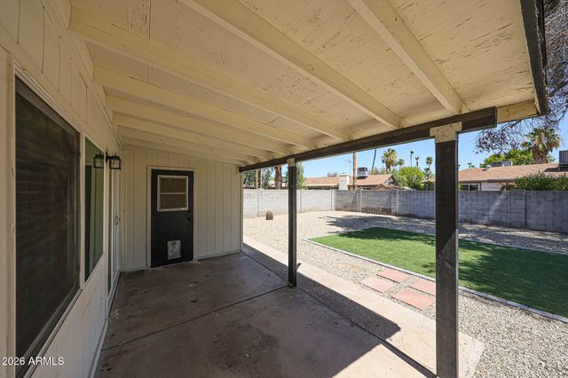 4034 E WINDROSE Drive, Phoenix, AZ 85032