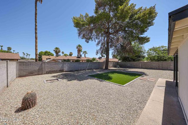 4034 E WINDROSE Drive, Phoenix, AZ 85032