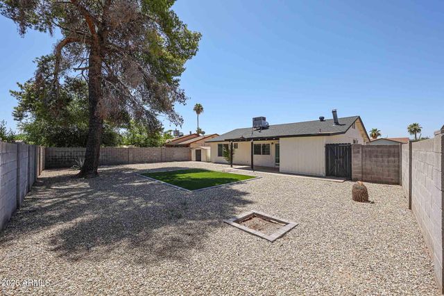 4034 E WINDROSE Drive, Phoenix, AZ 85032