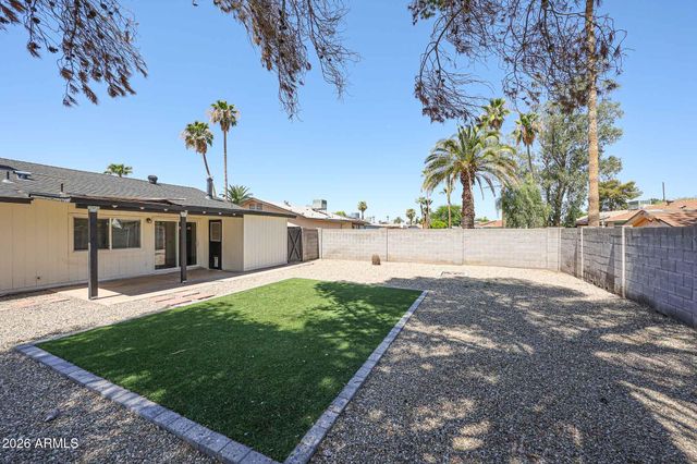 4034 E WINDROSE Drive, Phoenix, AZ 85032