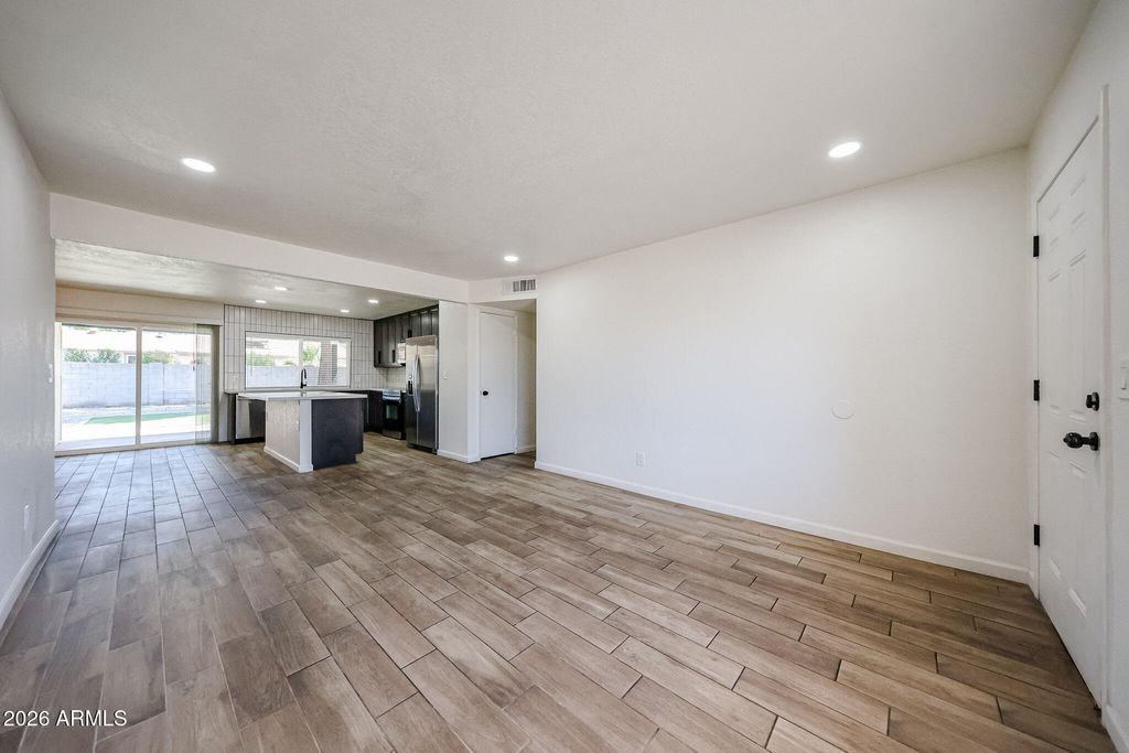 4034 E WINDROSE Drive, Phoenix, AZ 85032 — photo 5