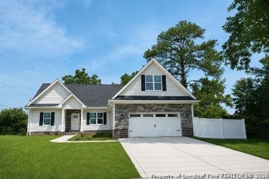 645 Glensford Drive, Fayetteville, NC 28314