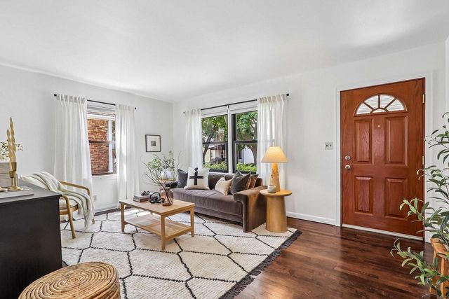 3206 S Griffin AVENUE, Milwaukee, WI 53207